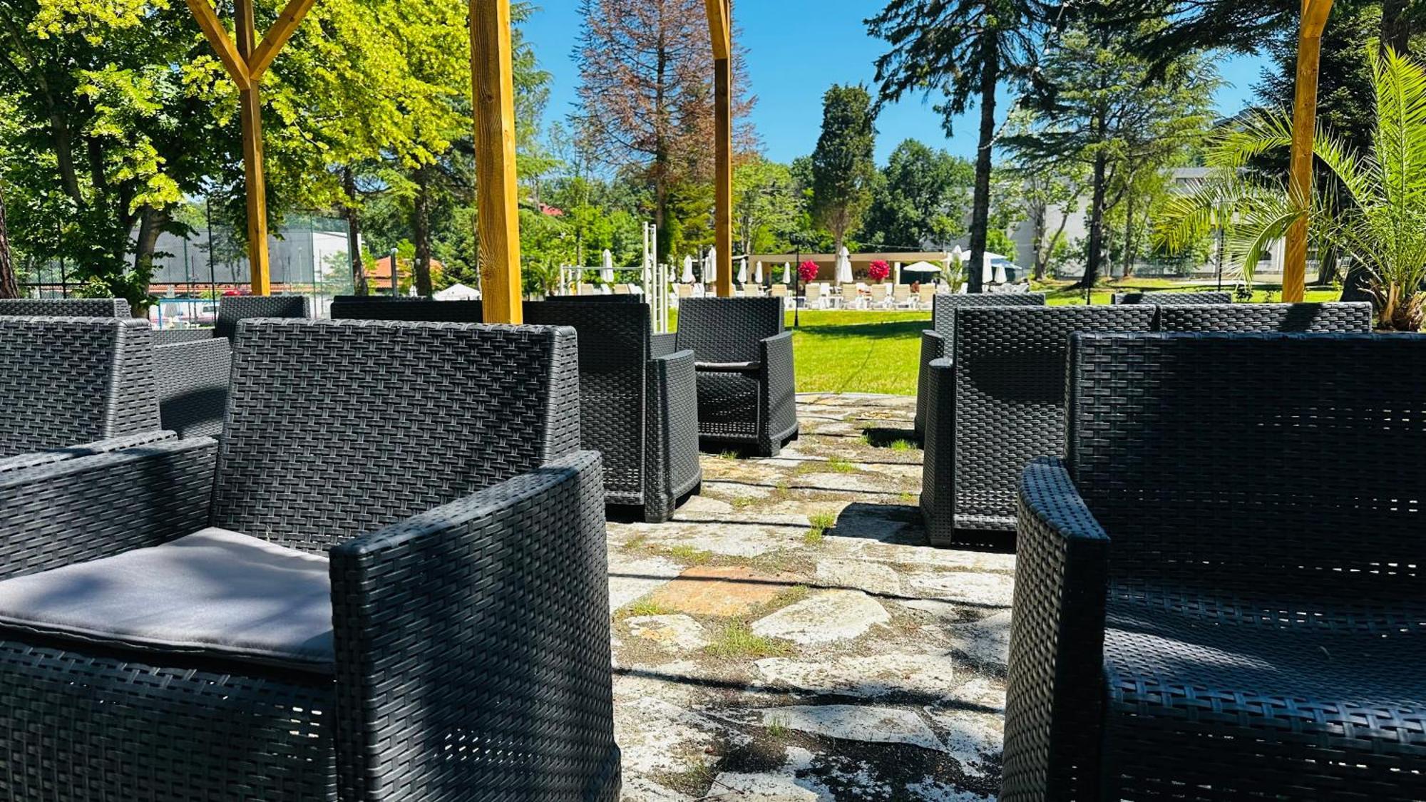 Queen Nelly Park Китен Экстерьер фото