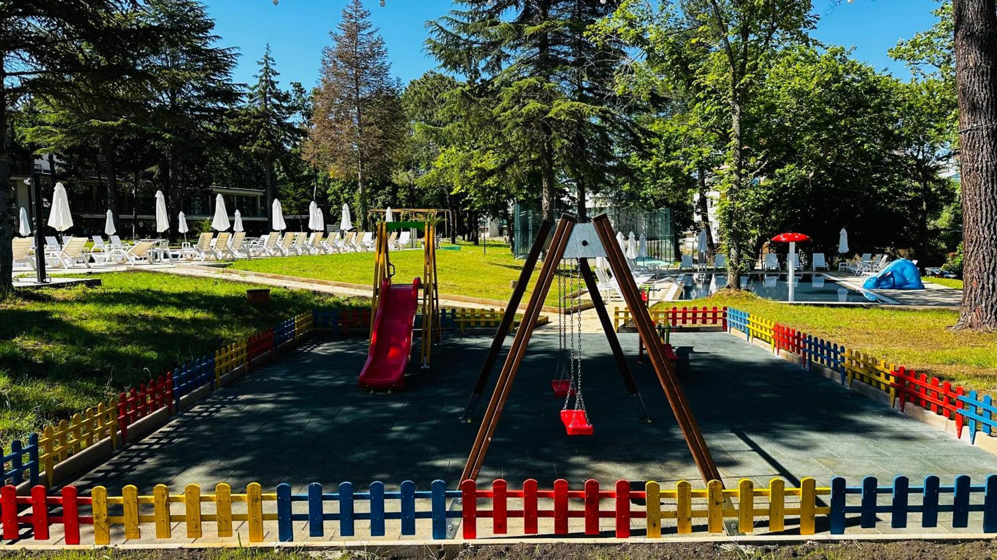 Queen Nelly Park Китен Экстерьер фото
